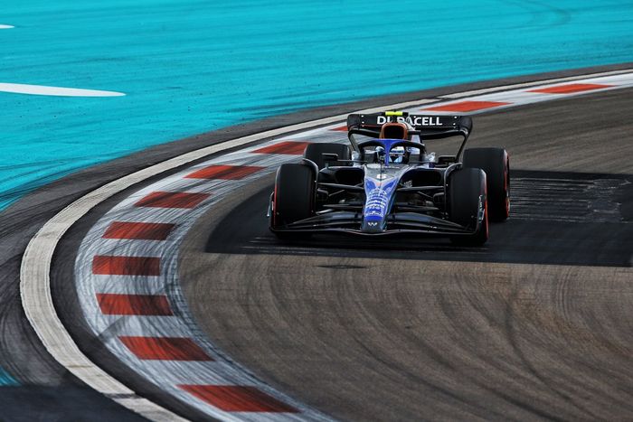 Nicholas Latifi, Williams FW44