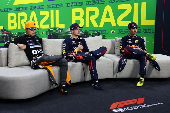 Lando Norris, McLaren, Max Verstappen, Red Bull Racing, Sergio Pérez, Red Bull Racing 