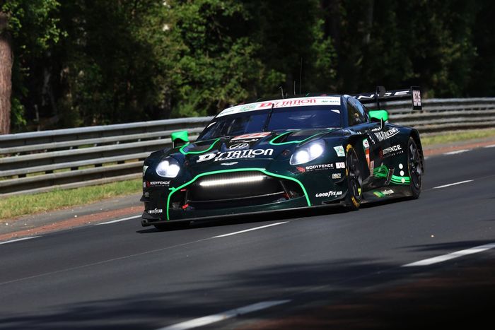 #777 D'Station Racing Aston Martin Vantage AMR LMGT3 de Satoshi Hoshino, Erwan Bastard, Marco Sorensen