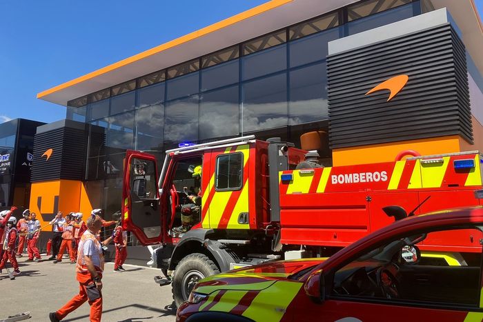 Alarma de incendio en el McLaren Hospitality