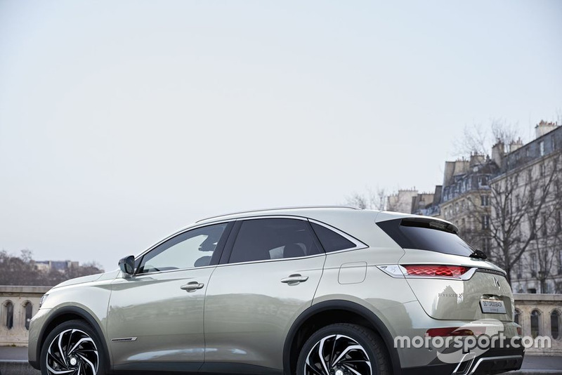 DS 7 Crossback E-Tense 4x4
