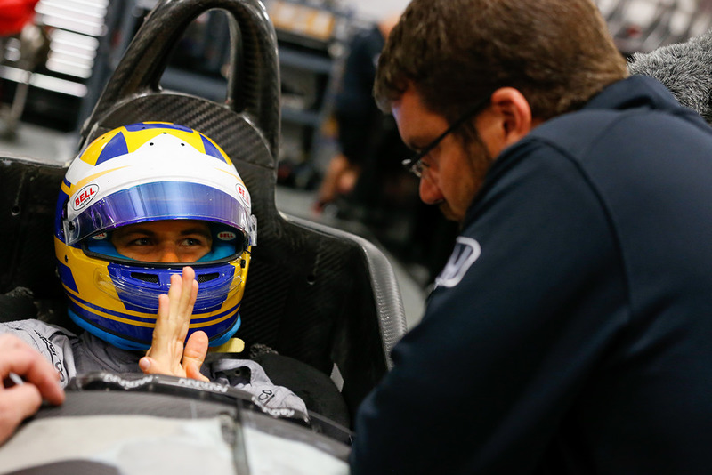 Marcus Ericsson seat-fitting at Schmidt Peterson Motorsports