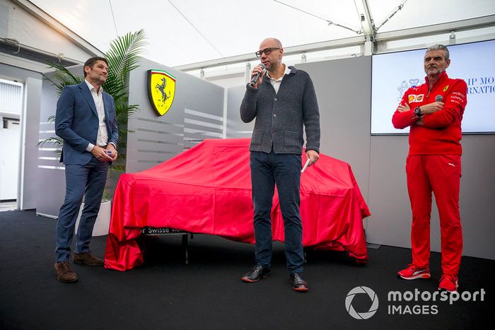 Kimi Raikkonen, Ferrari y Sebastian Vettel, Ferrari revelan la nueva decoración de Ferrari