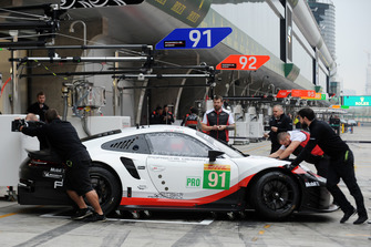 #91 Porsche GT Team Porsche 911 RSR: Richard Lietz, Gianmaria Bruni