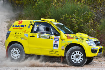 Lorenzo Codecà, Matteo Lorenzi, Suzuki Grand Vitara 3.6 V6 T1