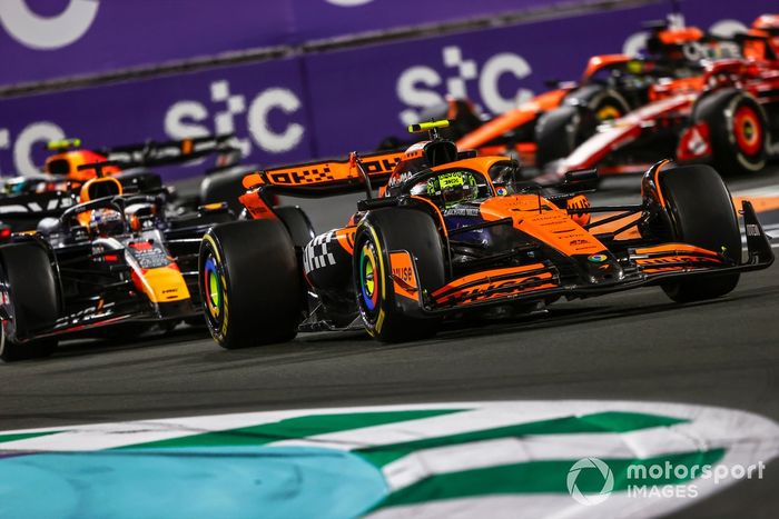 Lando Norris, McLaren MCL38 