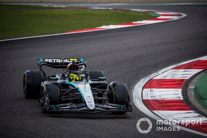 Lewis Hamilton, Mercedes F1 W15