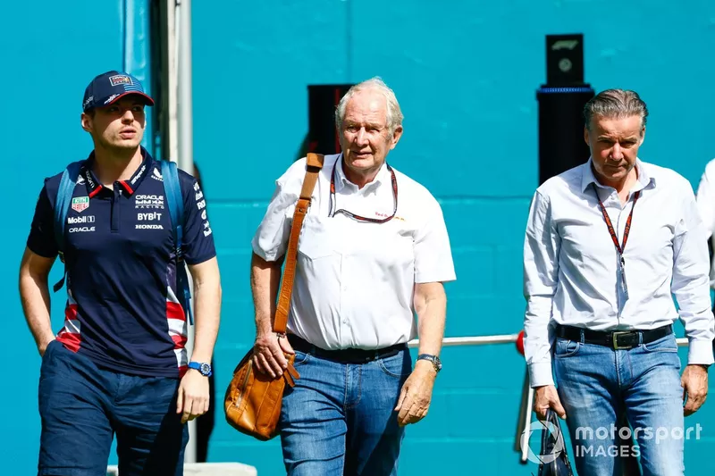 Max Verstappen, Red Bull Racing, Helmut Marko, consultant, Red Bull Racing et Raymond Vermeulen, manager de Max Verstappen.