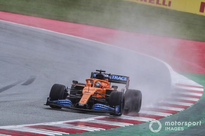 Carlos Sainz Jr., McLaren MCL35 
