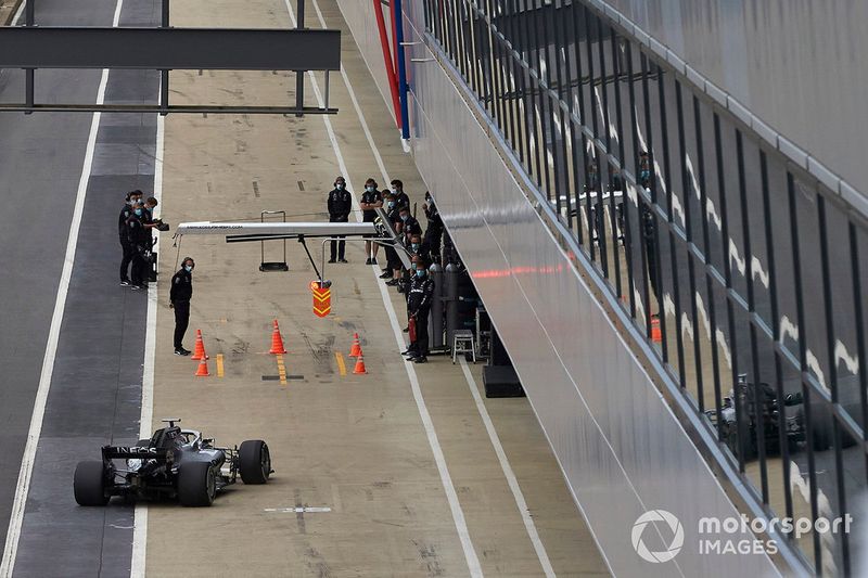 Lewis Hamilton, Mercedes W09 