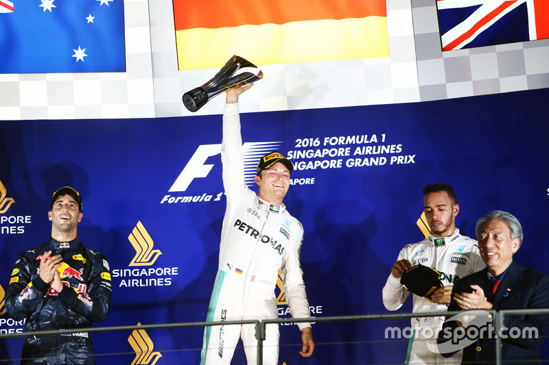 1. Nico Rosberg, 2. Daniel Ricciardo, 3. Lewis Hamilton