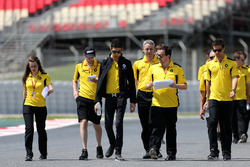 Esteban Ocon, Third Driver, Renault Sport F1 Team and Jolyon Palmer, Renault Sport F1 Team