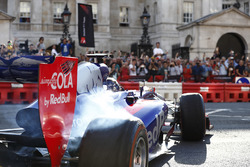 Scuderia Toro Rosso STR12