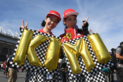 Des fans de Kimi Raikkonen, Ferrari avec une bannière