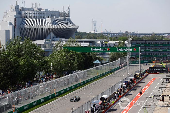 Lewis Hamilton, Mercedes AMG F1 W08