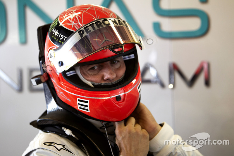 2011: Schuberth y el rojo siguen