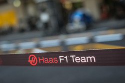 Haas F1 garajı