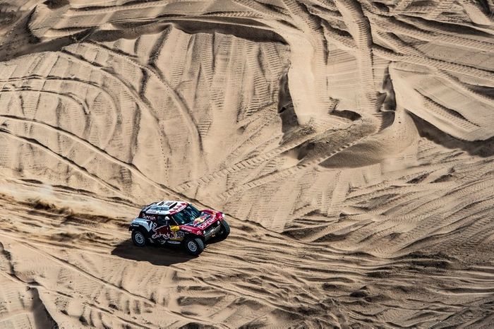 #302 JCW X-Raid Team: Stephane Peterhansel, Paulo Fiuza