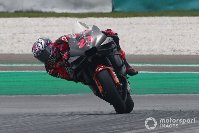 Enea Bastianini, Ducati Team, salida de pista
