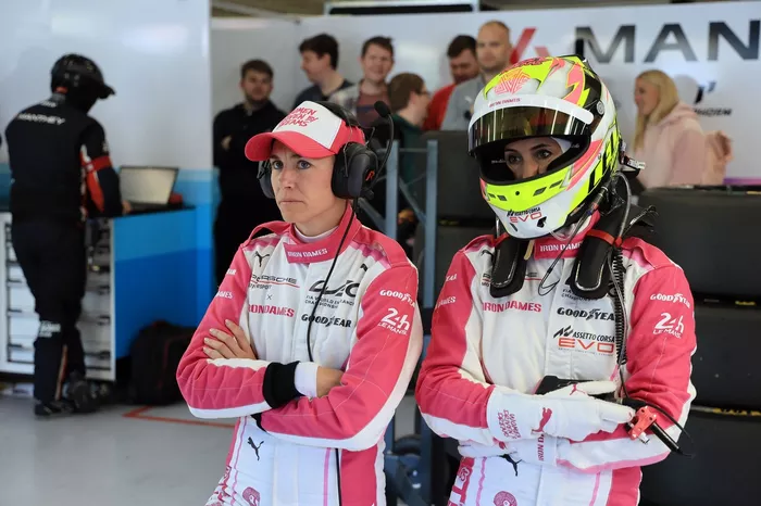 #85 Iron Dames Porsche 911 GT3 R LMGT3: Celia Martin, Rahel Frey