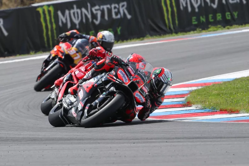 Marco Bezzecchi, Aprilia Racing