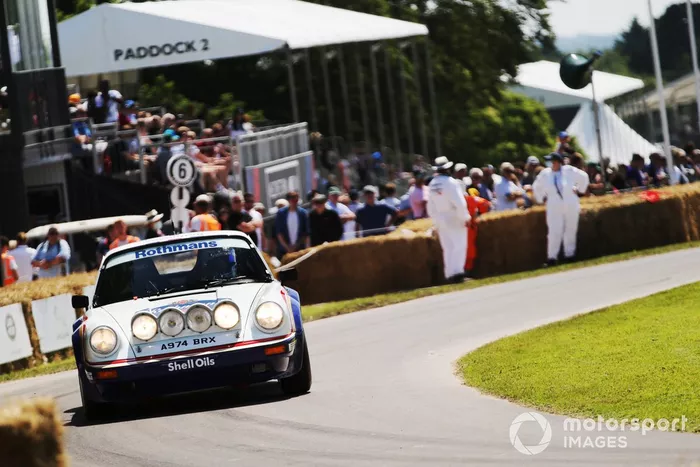 Rothmans Porsche 911 