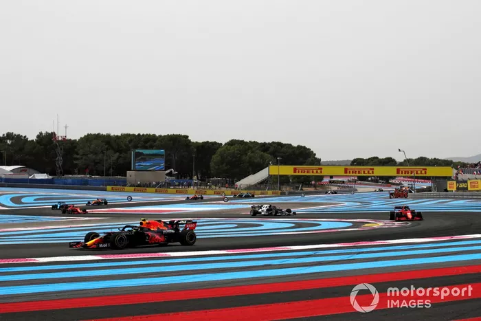 Sergio Pérez, Red Bull Racing RB16B, Charles Leclerc, Ferrari SF21, Pierre Gasly, AlphaTauri AT02