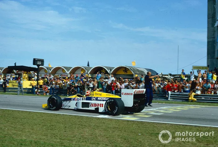 1. 1986年：黄金時代の幕開け。ホンダV6ターボを搭載したウイリアムズFW11