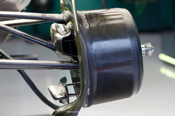 Detalle del tambor de freno del Aston Martin AMR23