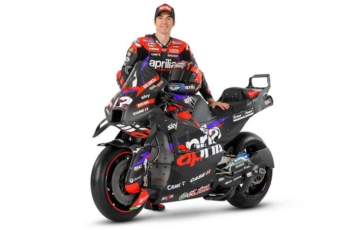 Maverick Vinales, Aprilia Racing