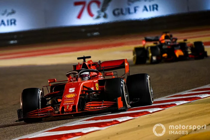 Sebastian Vettel, Ferrari SF1000, Max Verstappen, Red Bull Racing RB16