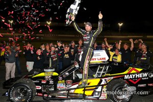 #2 Doug Coby, Mayhew Tools / AJ Romano Construction Chevrolet, celebrates in victory lane