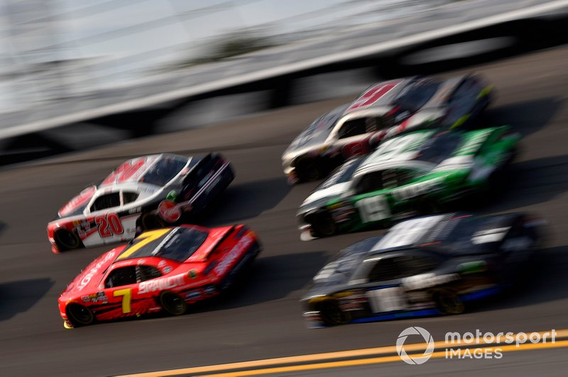 Justin Allgaier, JR Motorsports, Chevrolet Camaro BRANDT Professional Agriculture and Christopher Bell, Joe Gibbs Racing, Toyota Supra Rheem