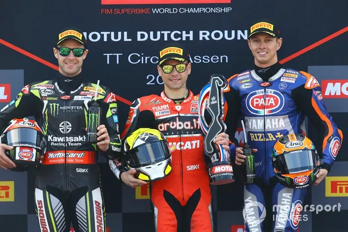 Jonathan Rea, Kawasaki Racing, Alvaro Bautista, Aruba.it Racing-Ducati Team, Michael van der Mark, Pata Yamaha, WorldSBK carrera 1, Assen 2019