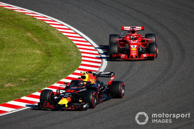 Un toque con Verstappen deja a Vettel en último lugar