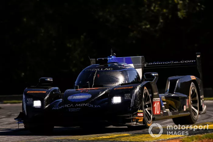 #10 Wayne Taylor Racing Cadillac DPi, P: Renger van der Zande, Jordan Taylor, Ryan Hunter-Reay