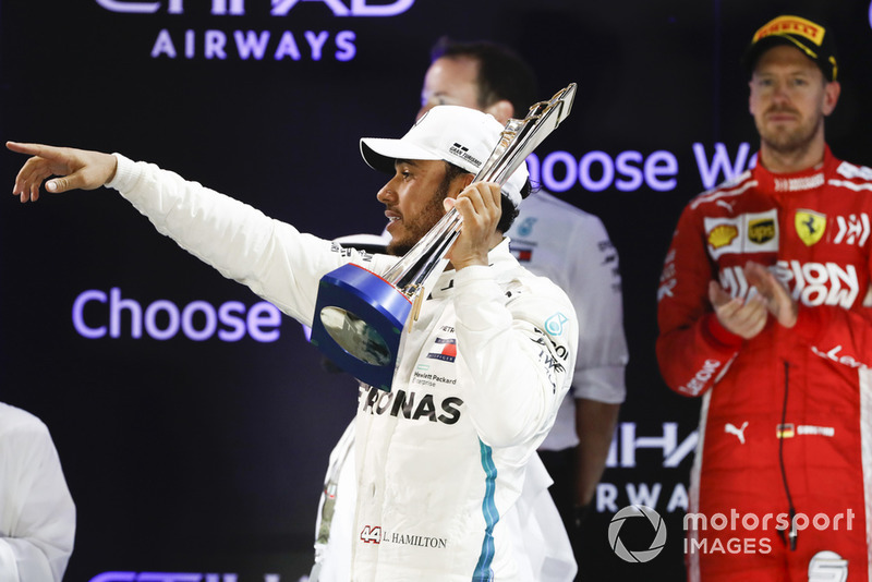 Podio: ganador de la carrera Lewis Hamilton, Mercedes AMG F1