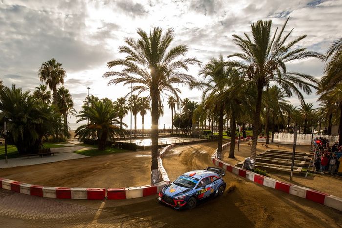 Dani Sordo, Carlos Del Barrio, Hyundai Motorsport Hyundai i20 Coupe WRC