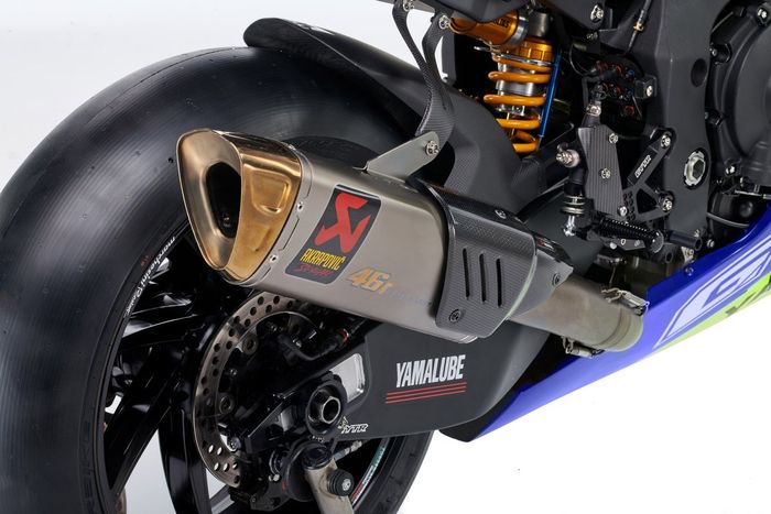 Yamaha R1 GYTR en tributo a VR46 
