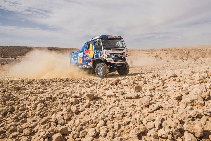 #505 Kamaz - Master: Eduard Nikolaev, Evgenii Iakovlev, Vladimir Rybakov