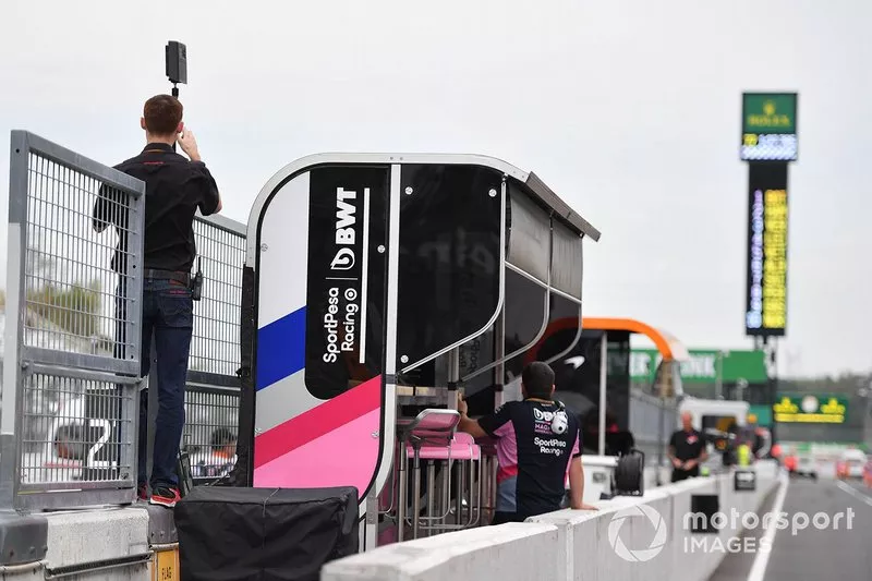 Preparaciones para la llegada del tifón a Suzuka