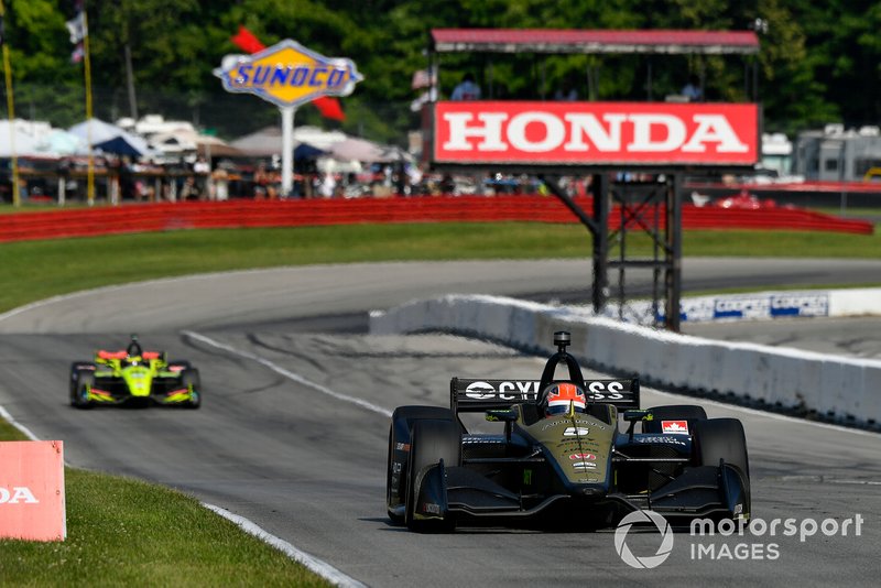 Hinchcliffe's Arrow Schmidt Peterson Motorsports Honda showed the speed to score a top-five on raceday but Fate had other plans...