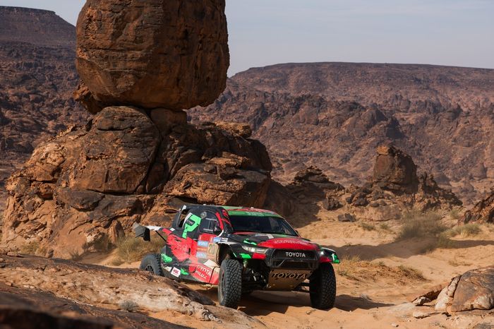 #201 Overdrive Racing Toyota: Yazeed Al Rajhi, Timo Gottschalk