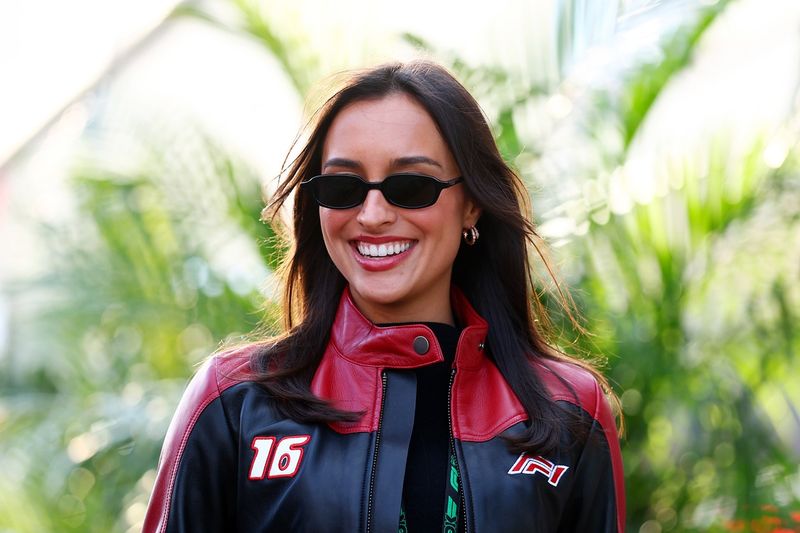 Alexandra Saint Mleux