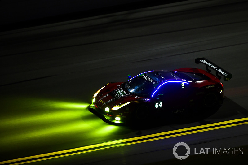 #64 Scuderia Corsa Ferrari 488 GT3, GTD: Bill Sweedler, Townsend Bell, Frankie Montecalvo, Sam Bird