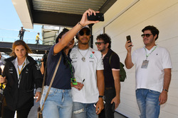 Lewis Hamilton, Mercedes AMG F1 pilotlar geçit töreninde