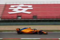 Stoffel Vandoorne, McLaren MCL33 Renault