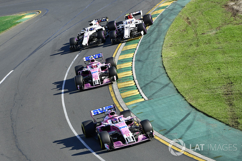 Sergio Perez, Force India VJM11 y Esteban Ocon, Force India VJM11
