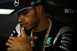 Льюїс Хемілтон, Mercedes AMG F1 під час прес-конференції FIA