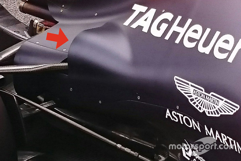 Red Bull RB12: Luftauslässe am Heck